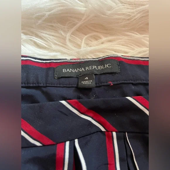 Banana Republic A-Line Pleated Striped Skirt Size 4 - Picture 3 of 5